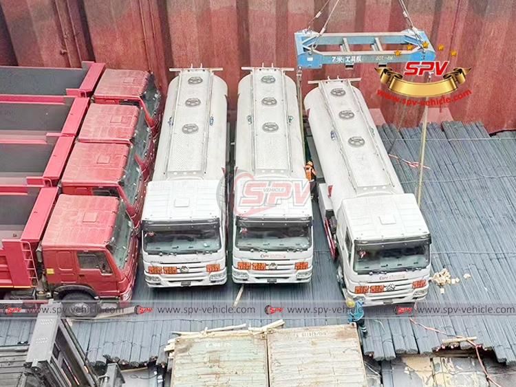 3 Units of Fuel Tankers Loaded Into The Vessel
